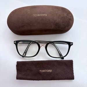 Tom Ford FT5637-B 005 Black Eyewear with Original Case